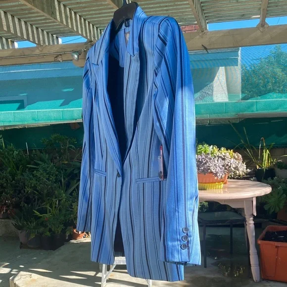 Vince Camuto Blue Striped Blazer - Picture 2 of 6